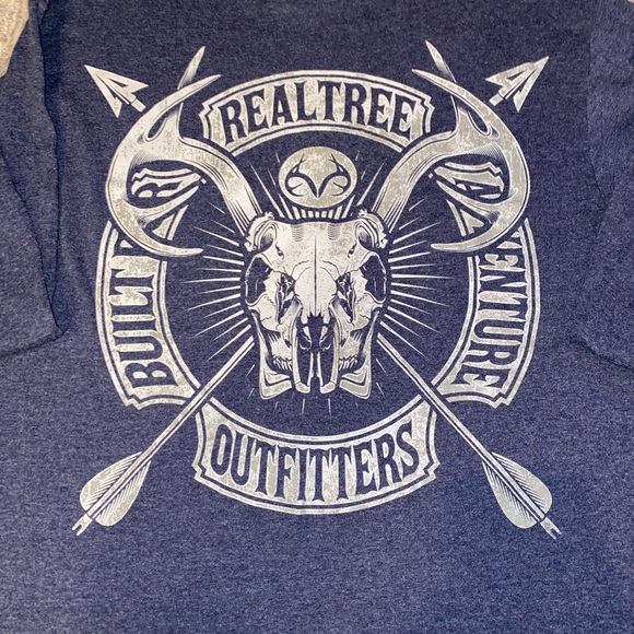 Unique RealTree long sleeve shirt size medium. - Picture 2 of 4